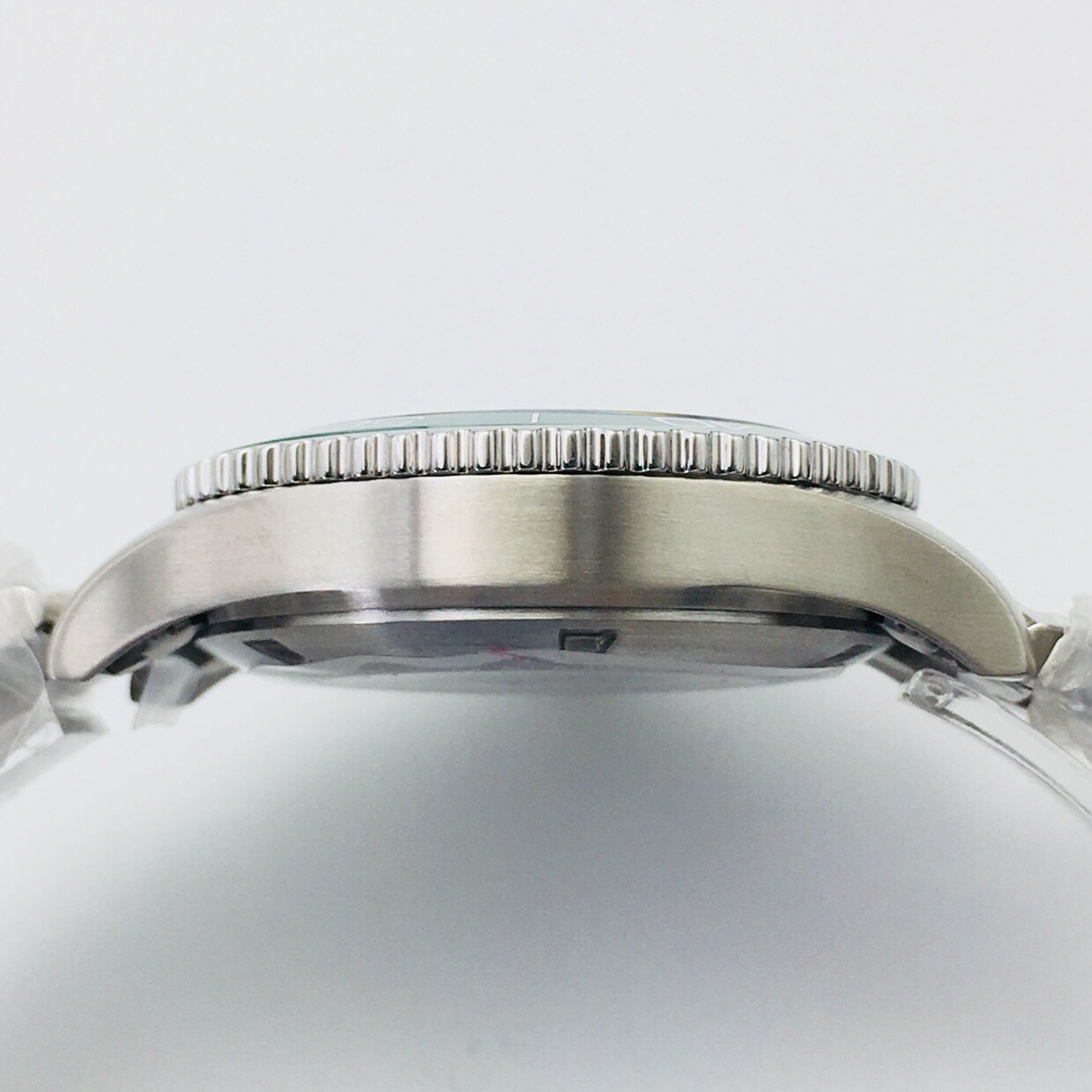 Longines Classic 41 mm Watch – IW-0774 - Image 6