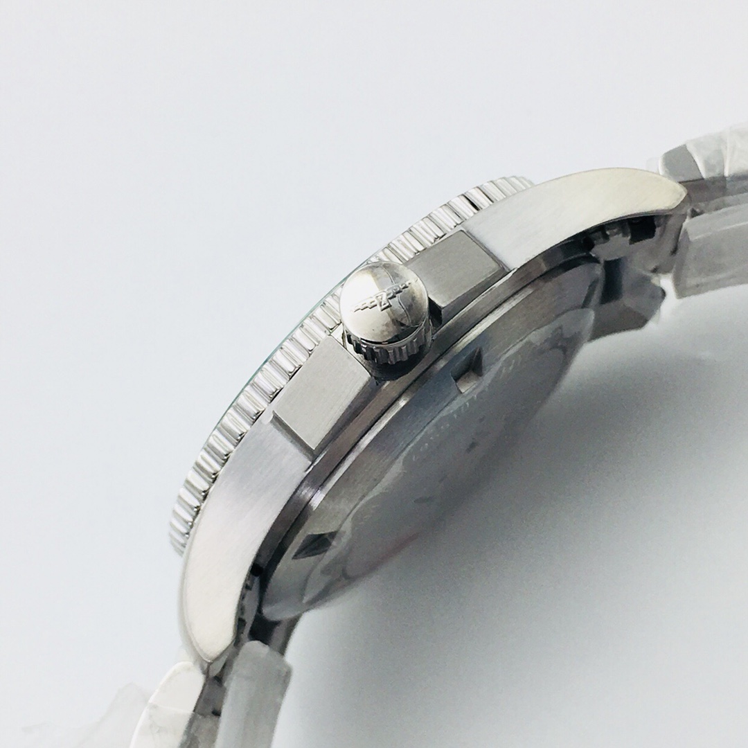 Longines Classic 41 mm Watch – IW-0774 - Image 5