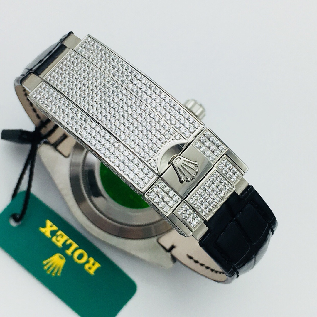 Rolex Submariner Luminous 40 mm Watch – IW-0204 - Image 9