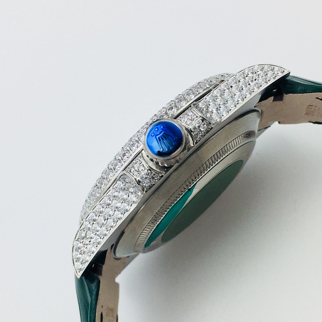 Rolex Submariner Luminous 40 mm Watch – IW-0205 - Image 5