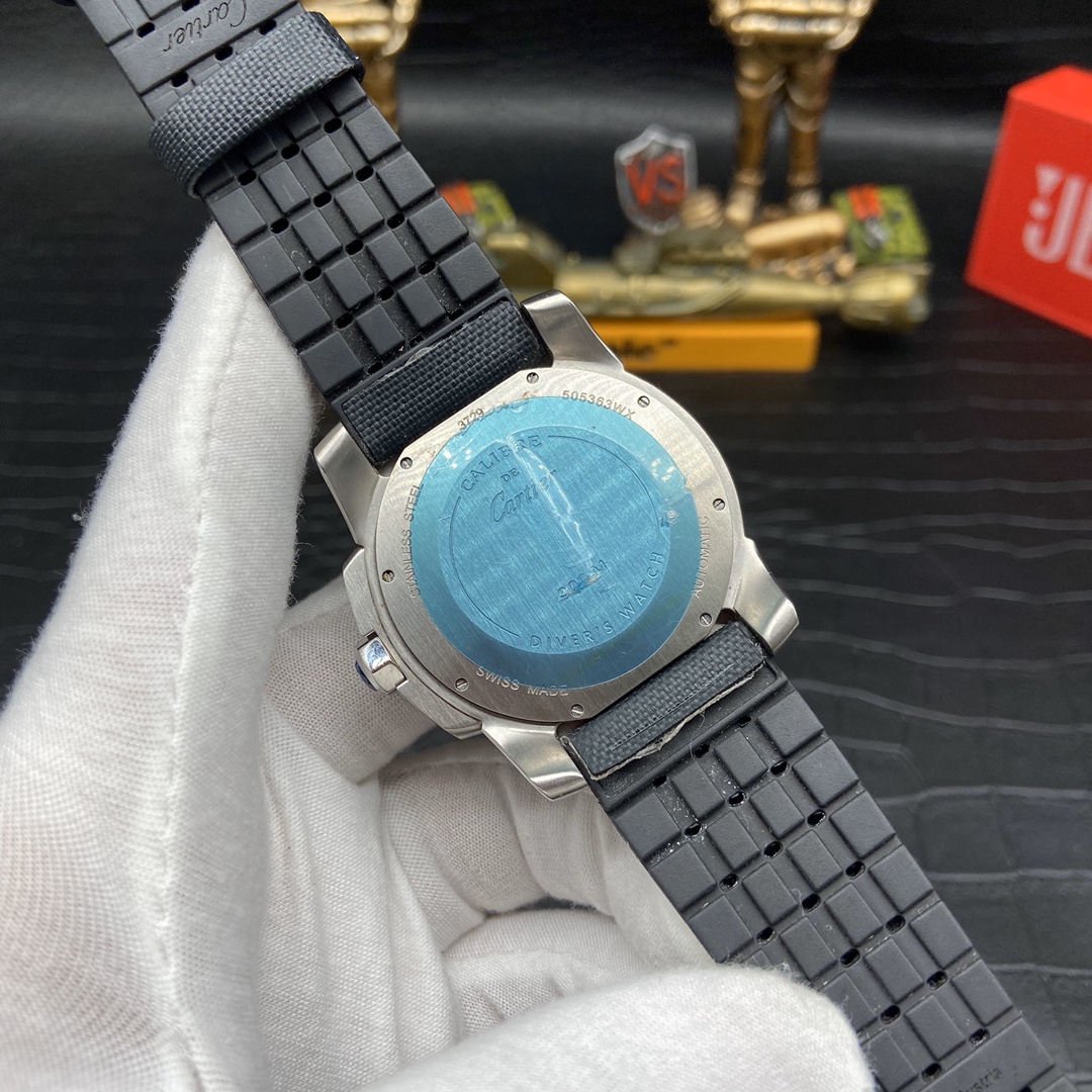 Cartier Classic Luminous Watch – IW-1843 - Image 6