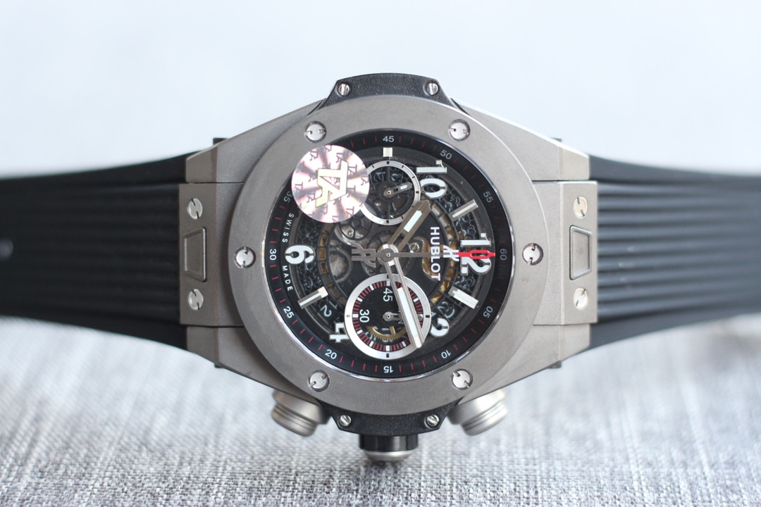 Hublot Classic Chronograph 45 mm Watch – IW-0350 - Image 7