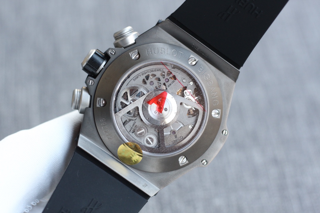 Hublot Classic Chronograph 45 mm Watch – IW-0350 - Image 9