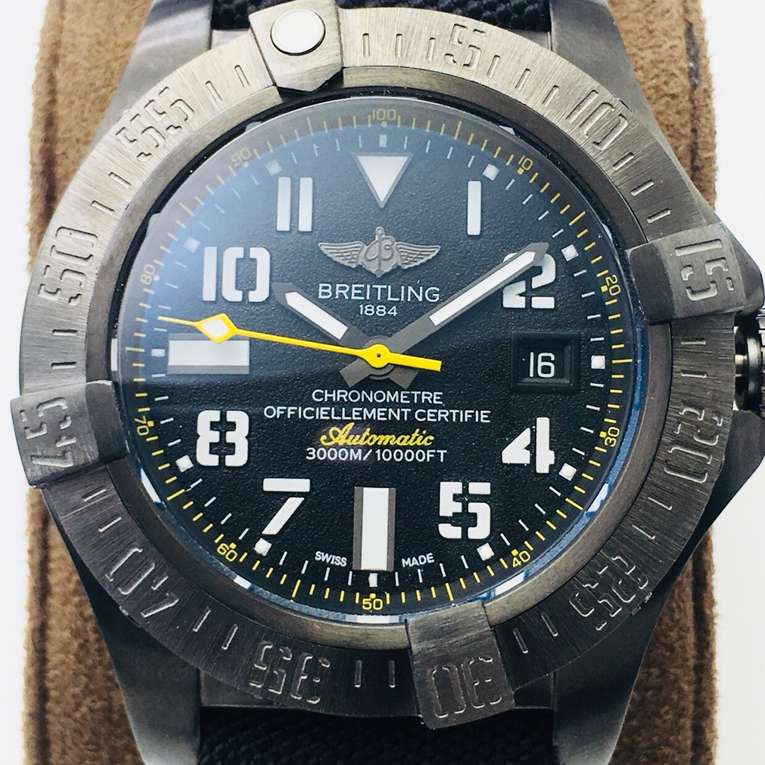 Breitling Classic 45 mm Watch – IW-0673 - Image 4