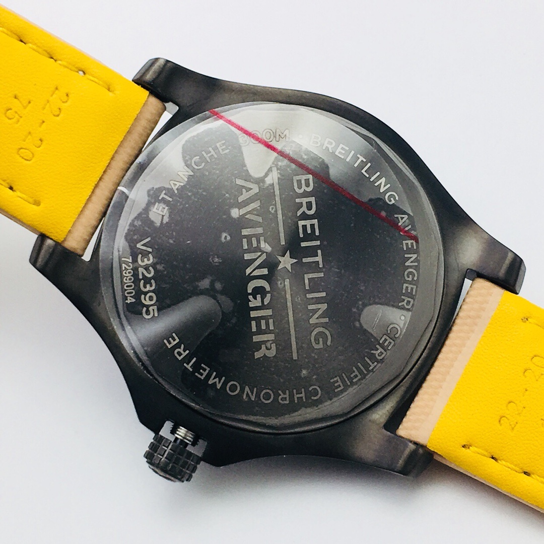 Breitling Classic Chronograph 45 mm Watch – IW-2209 - Image 7