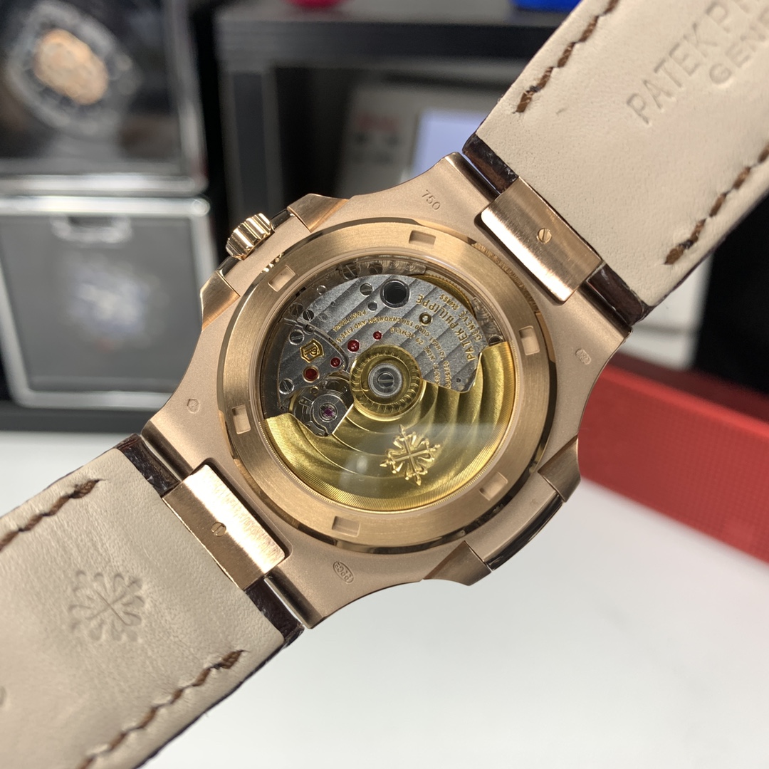 Patek Philippe Nautilus 40 mm Watch – IW-2494 - Image 7