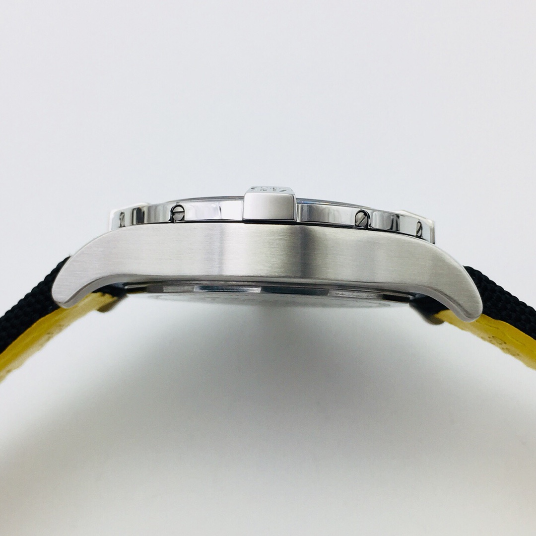 Breitling Classic 43 mm Watch – IW-0668 - Image 6