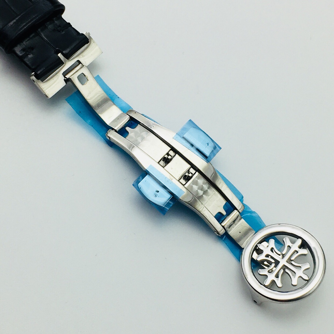 Patek Philippe Classic Chronograph 42 mm Watch – IW-2632 - Image 8