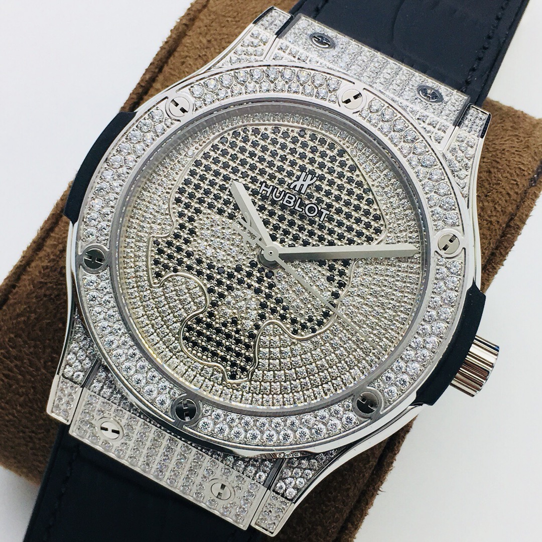 Hublot Classic Diamond-Set 45 mm Watch – IW-0363 - Image 3
