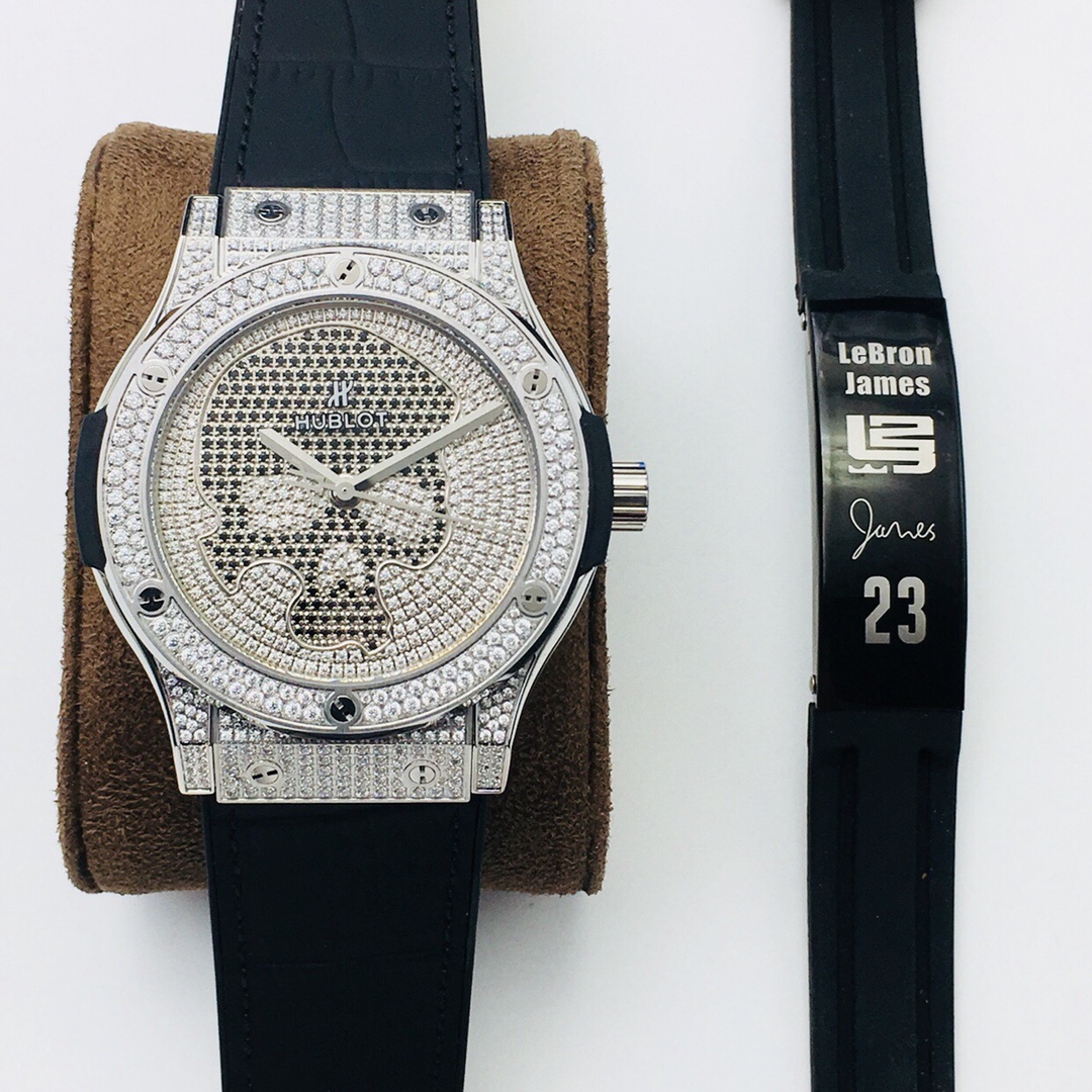 Hublot Classic Diamond-Set 45 mm Watch – IW-0363