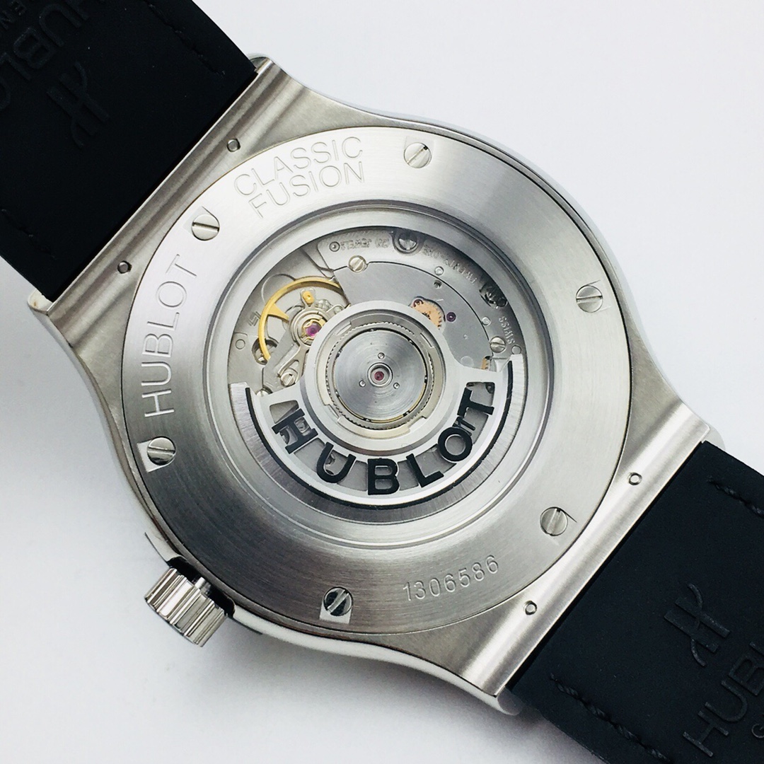 Hublot Classic Diamond-Set 45 mm Watch – IW-0363 - Image 7