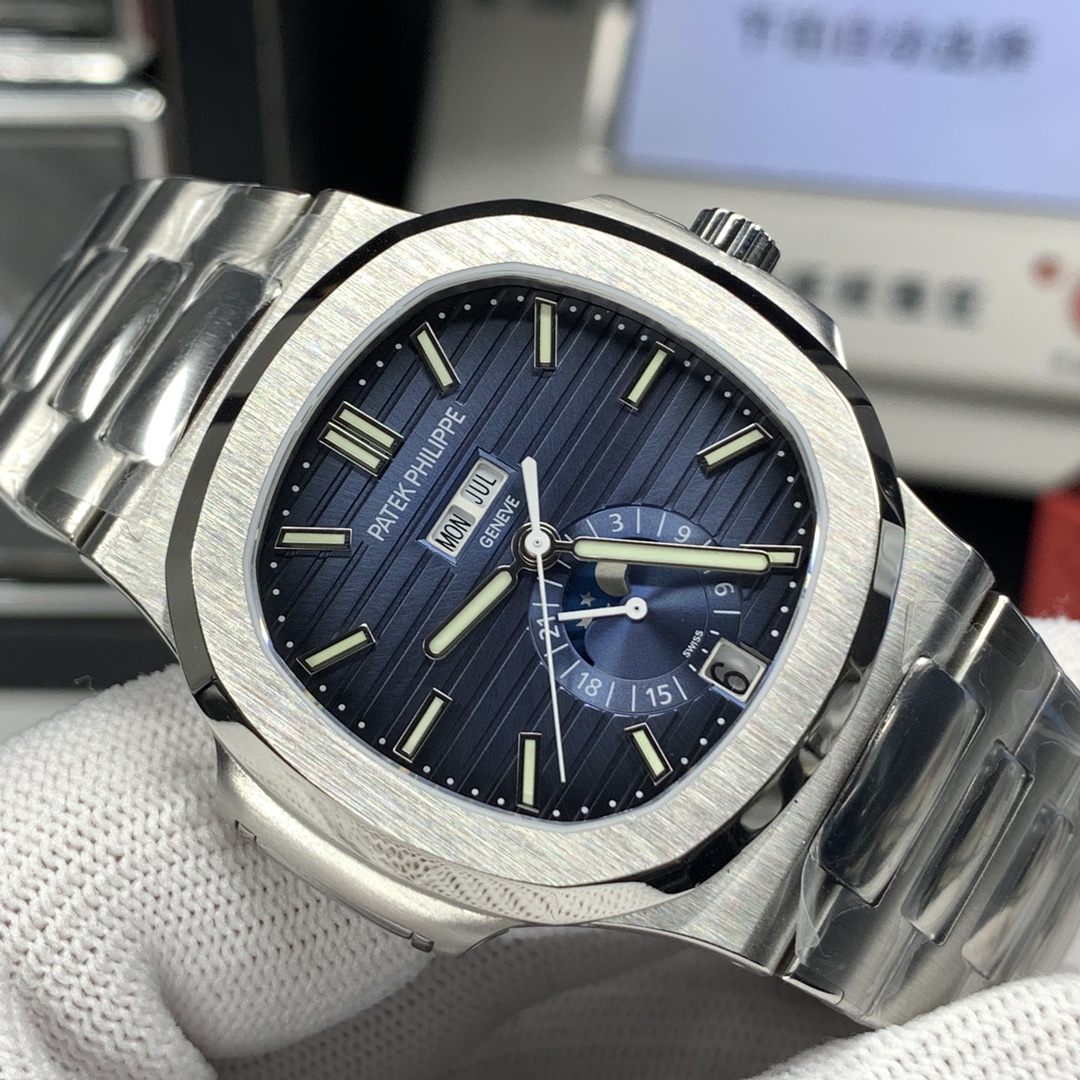 Patek Philippe Nautilus 40.5 mm Watch – IW-2491 - Image 2