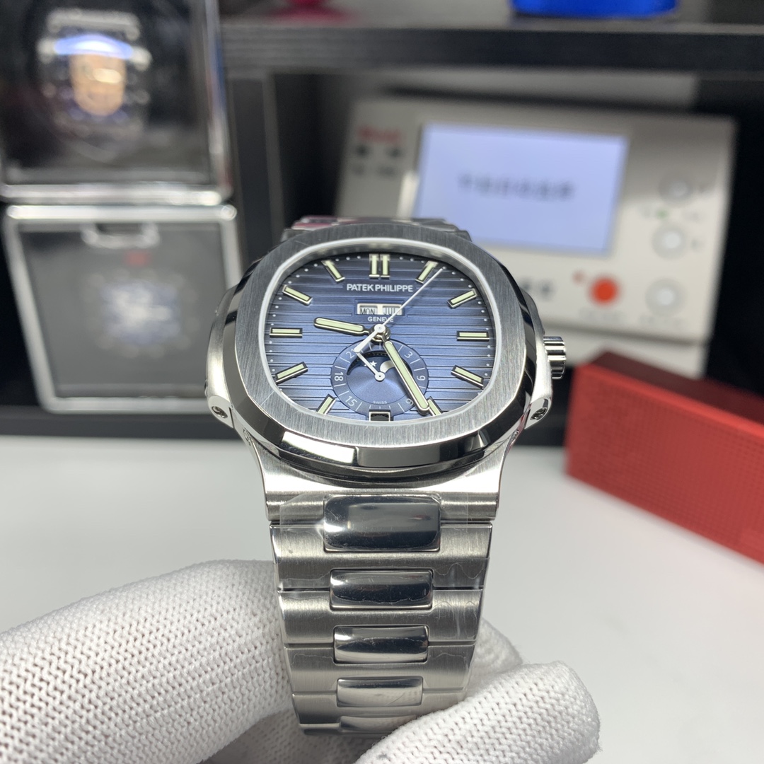 Patek Philippe Nautilus 40.5 mm Watch – IW-2491 - Image 4
