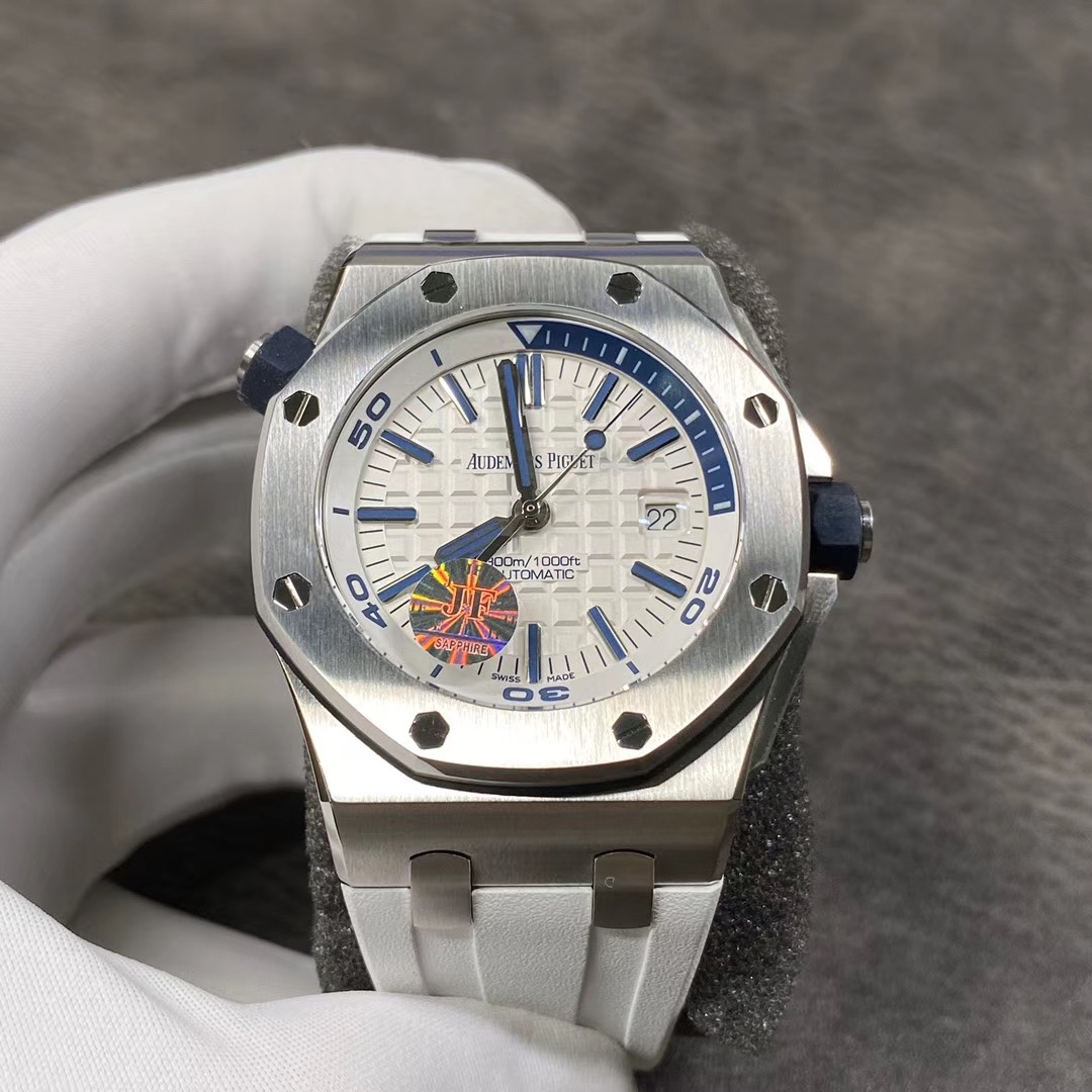 Audemars Piguet Royal Oak White Dial 42 mm Watch – IW-2202 - Image 2