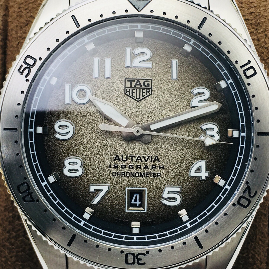 TAG Heuer Classic Watch – IW-2201 - Image 4