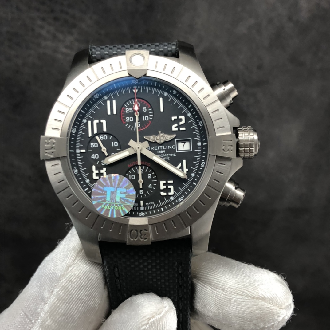 Breitling Classic Chronograph 45 mm Watch – IW-0666 - Image 3