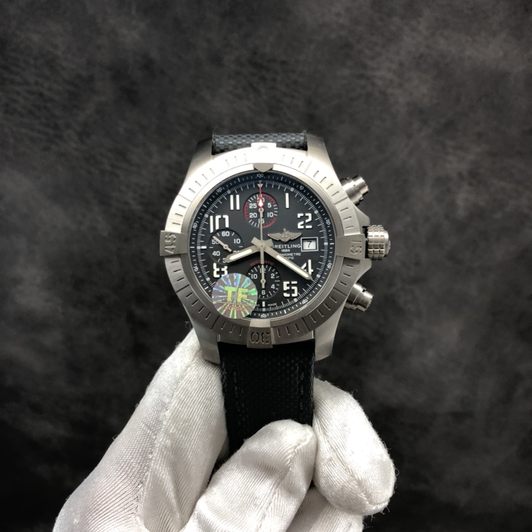 Breitling Classic Chronograph 45 mm Watch – IW-0666