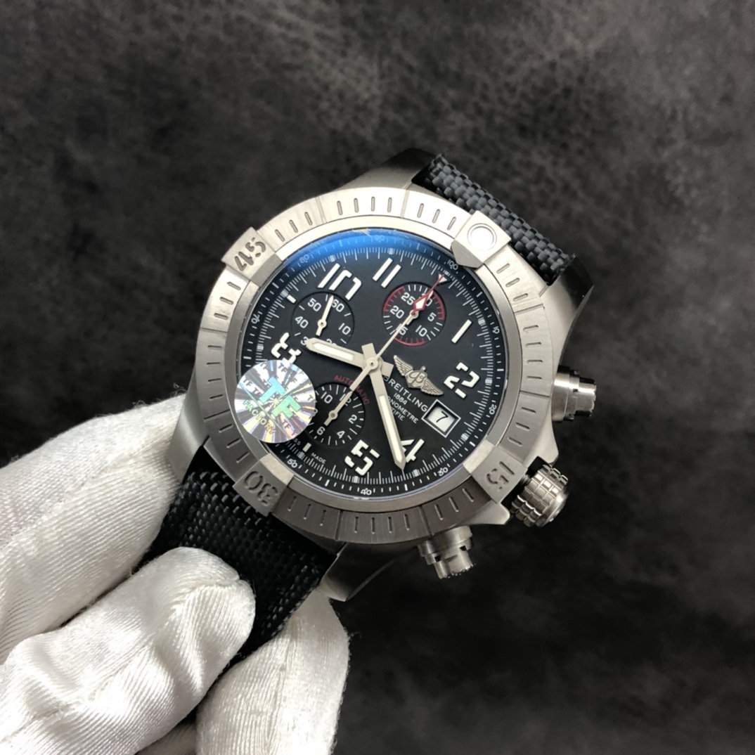Breitling Classic Chronograph 45 mm Watch – IW-0666 - Image 4