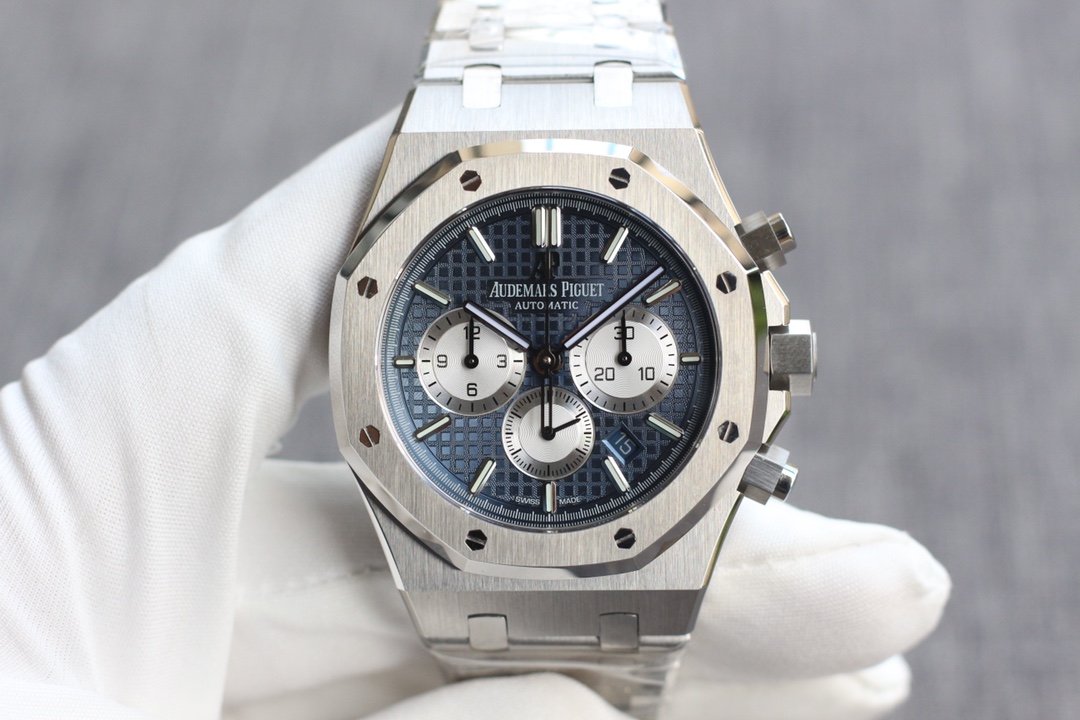 Royal Oak Chronograph Watch – IW-2266