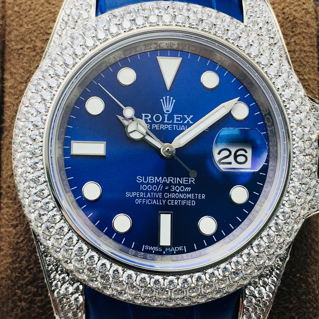 Rolex Submariner Luminous 40 mm Watch – IW-0197 - Image 4