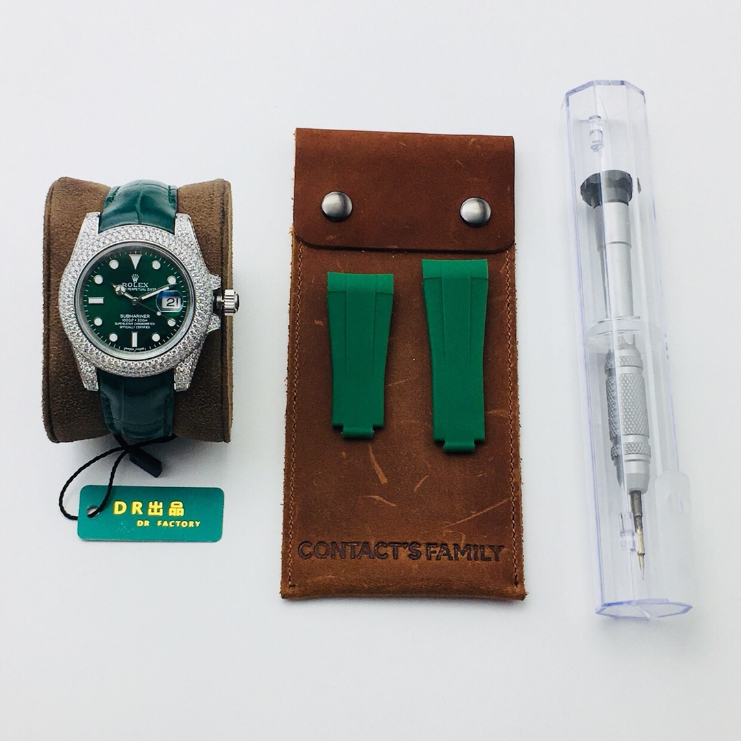 Rolex Submariner Luminous 40 mm Watch – IW-0198