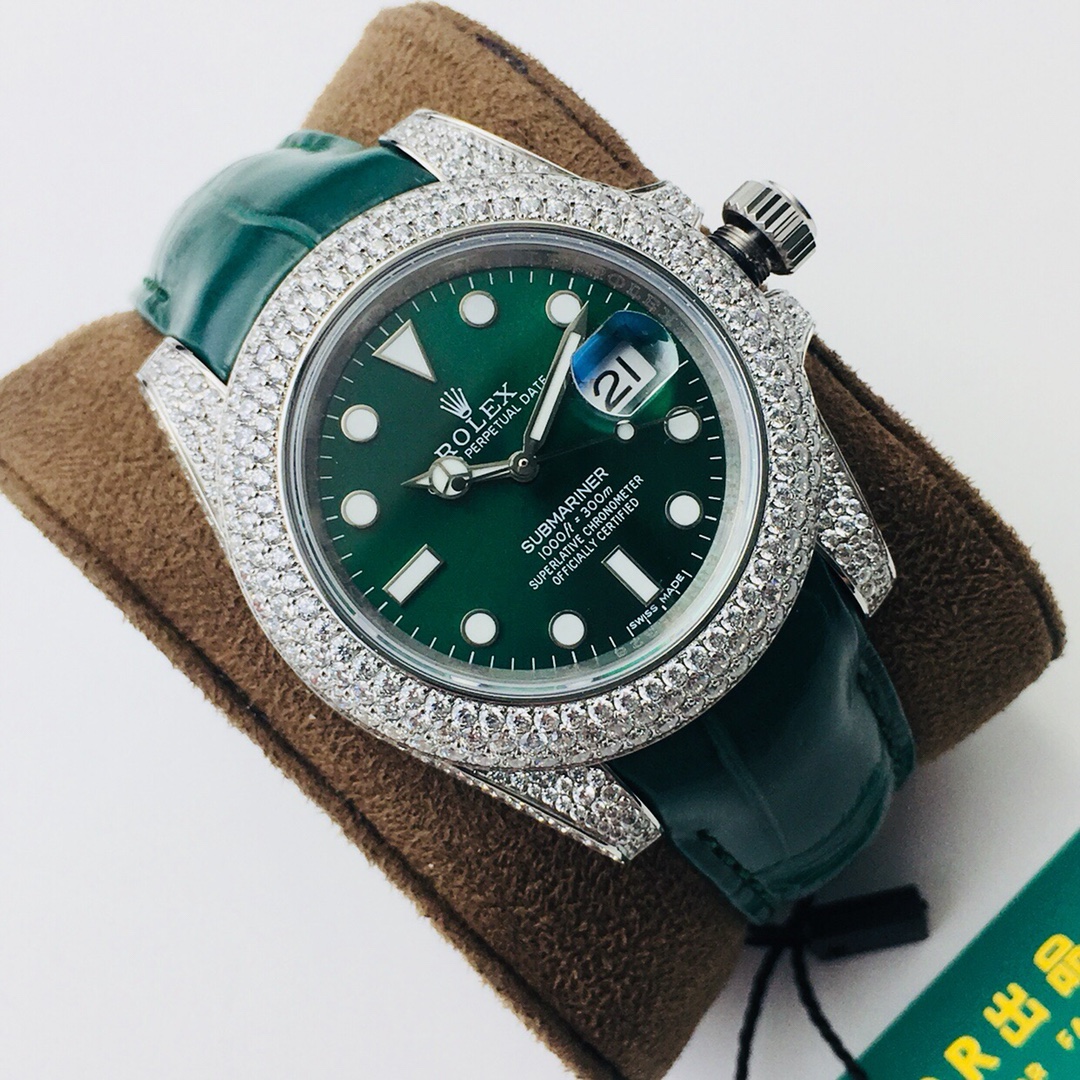 Rolex Submariner Luminous 40 mm Watch – IW-0198 - Image 2