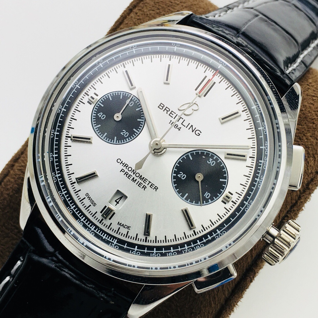 Classic Chronograph 42 mm Watch – IW-2196 - Image 3