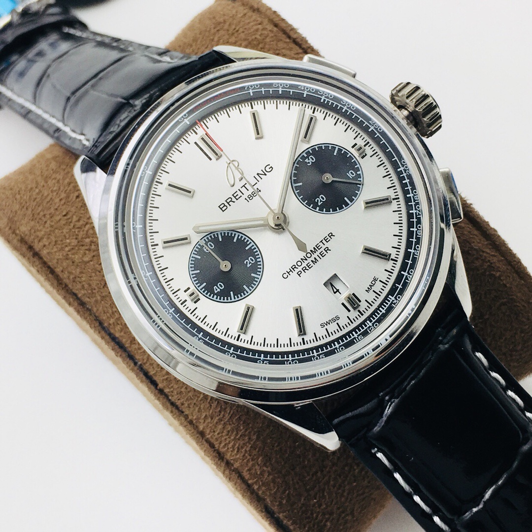 Classic Chronograph 42 mm Watch – IW-2196 - Image 2
