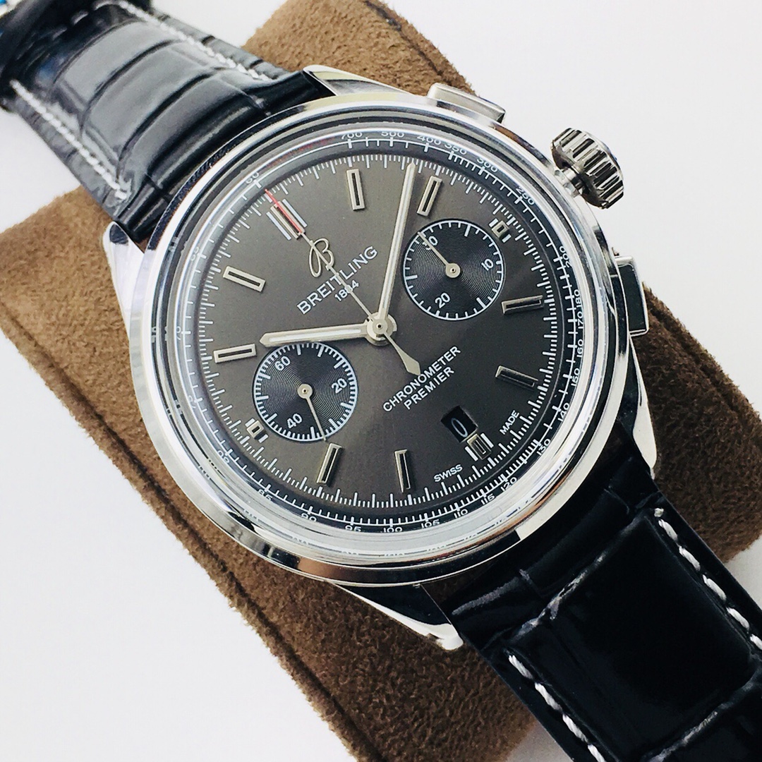 Classic Chronograph 42 mm Watch – IW-2197 - Image 2