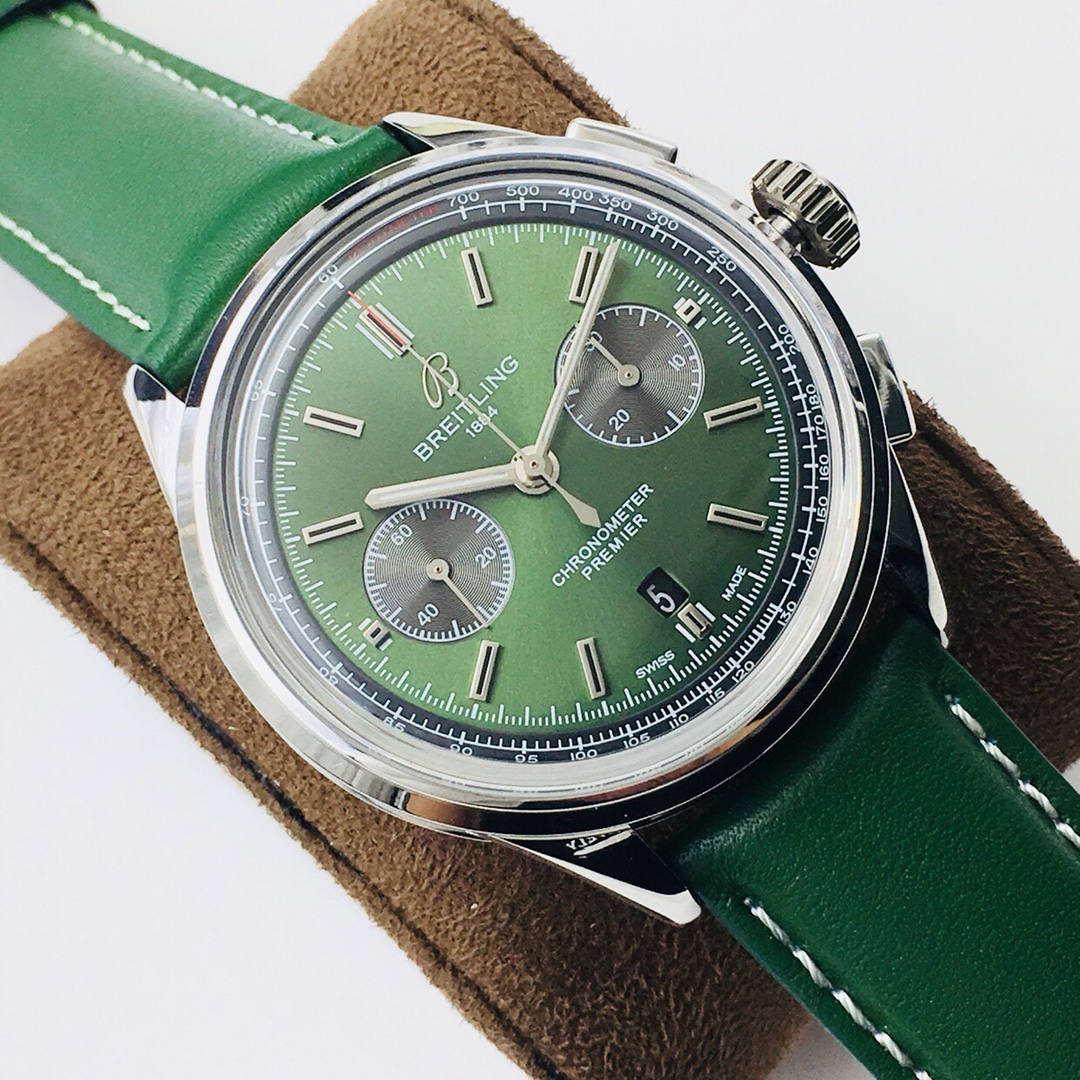Classic Chronograph 42 mm Watch – IW-2199 - Image 2