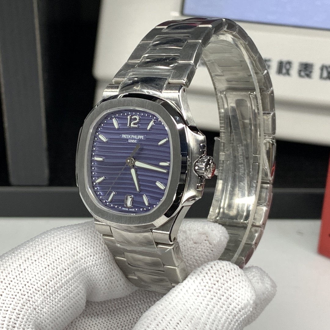 Patek Philippe Nautilus 35.2 mm Watch – IW-2487 - Image 3
