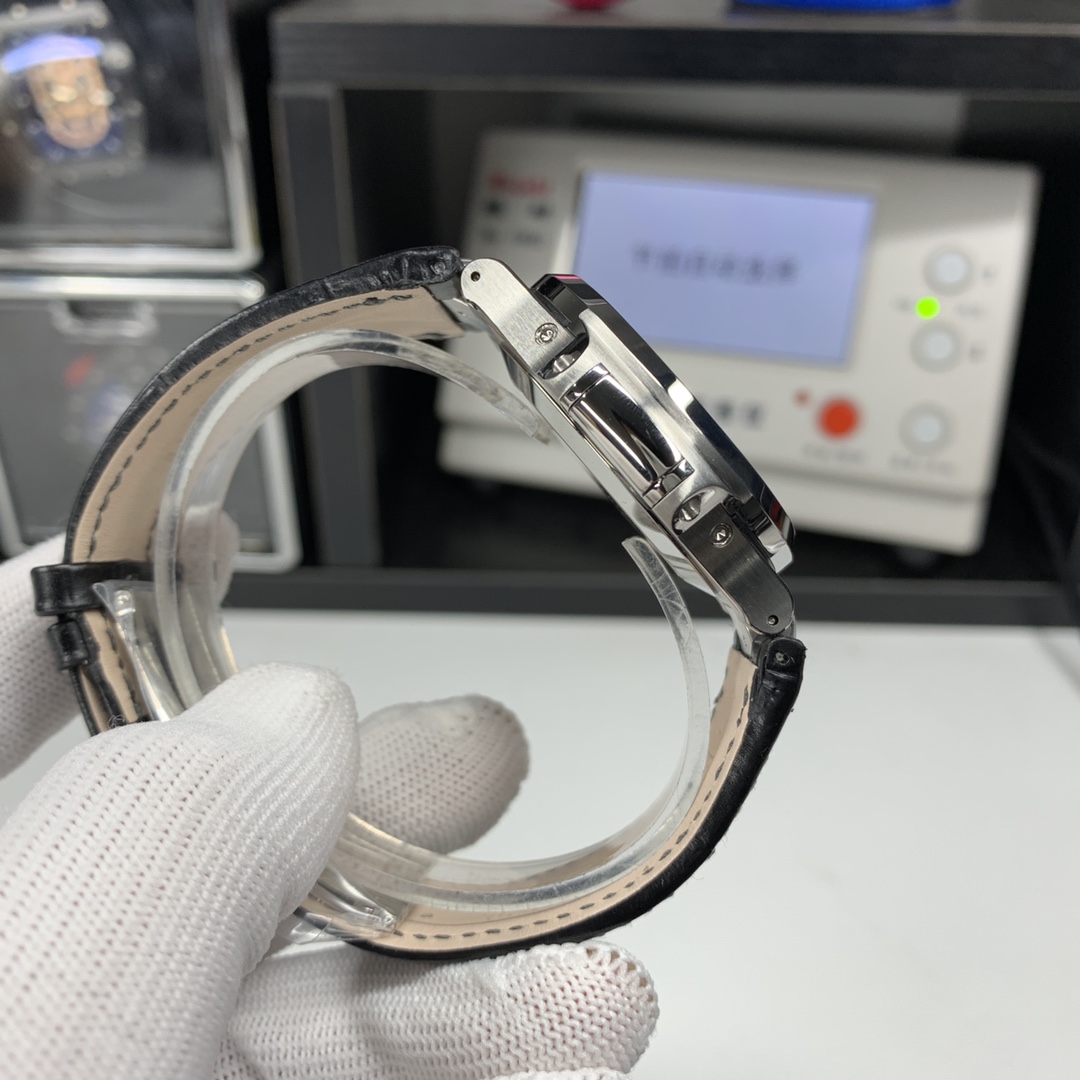 Patek Philippe Nautilus 40.5 mm Watch – IW-2485 - Image 5