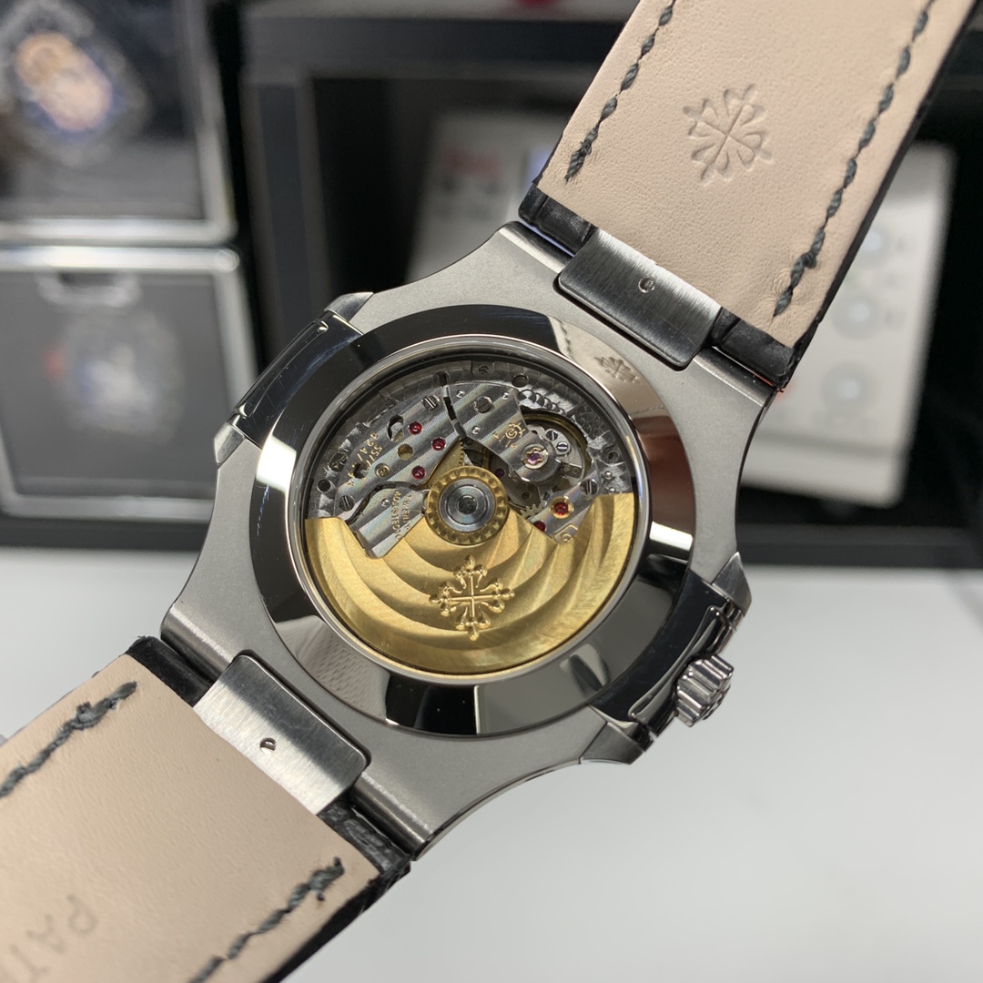 Patek Philippe Nautilus 40.5 mm Watch – IW-2485 - Image 7