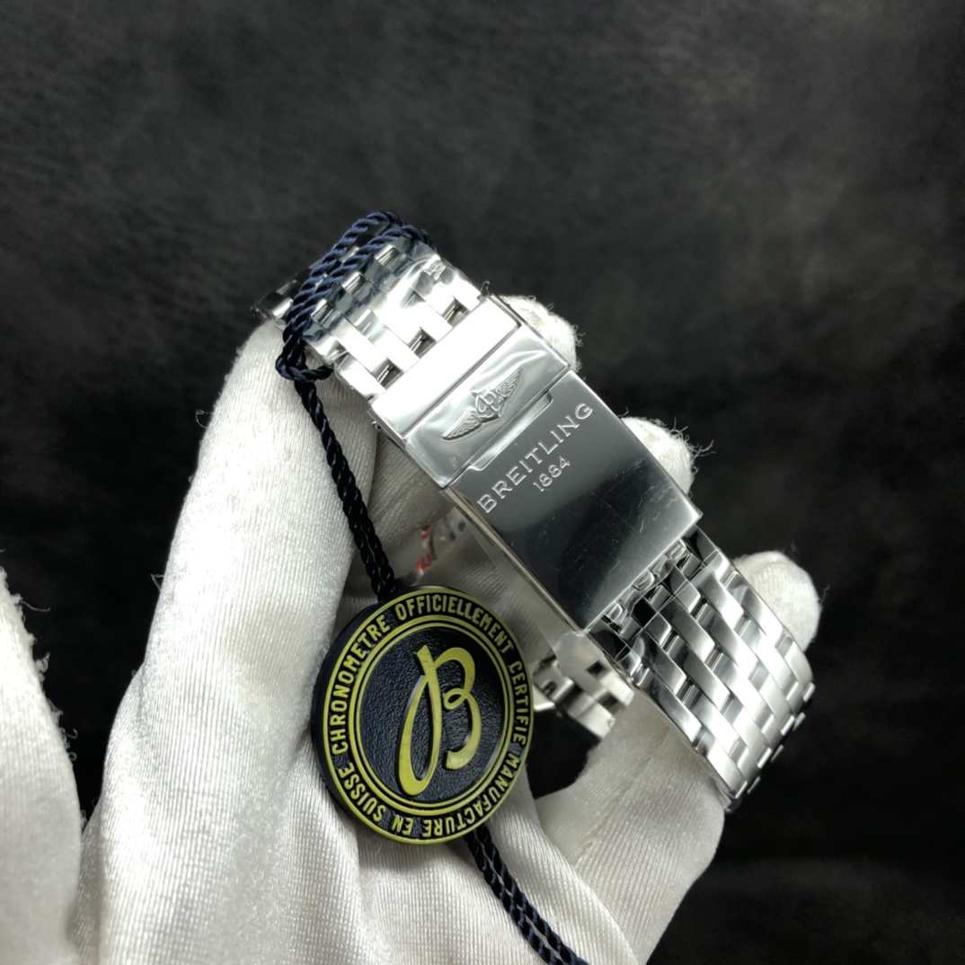 Breitling Classic Chronograph 43 mm Watch – IW-2190 - Image 7