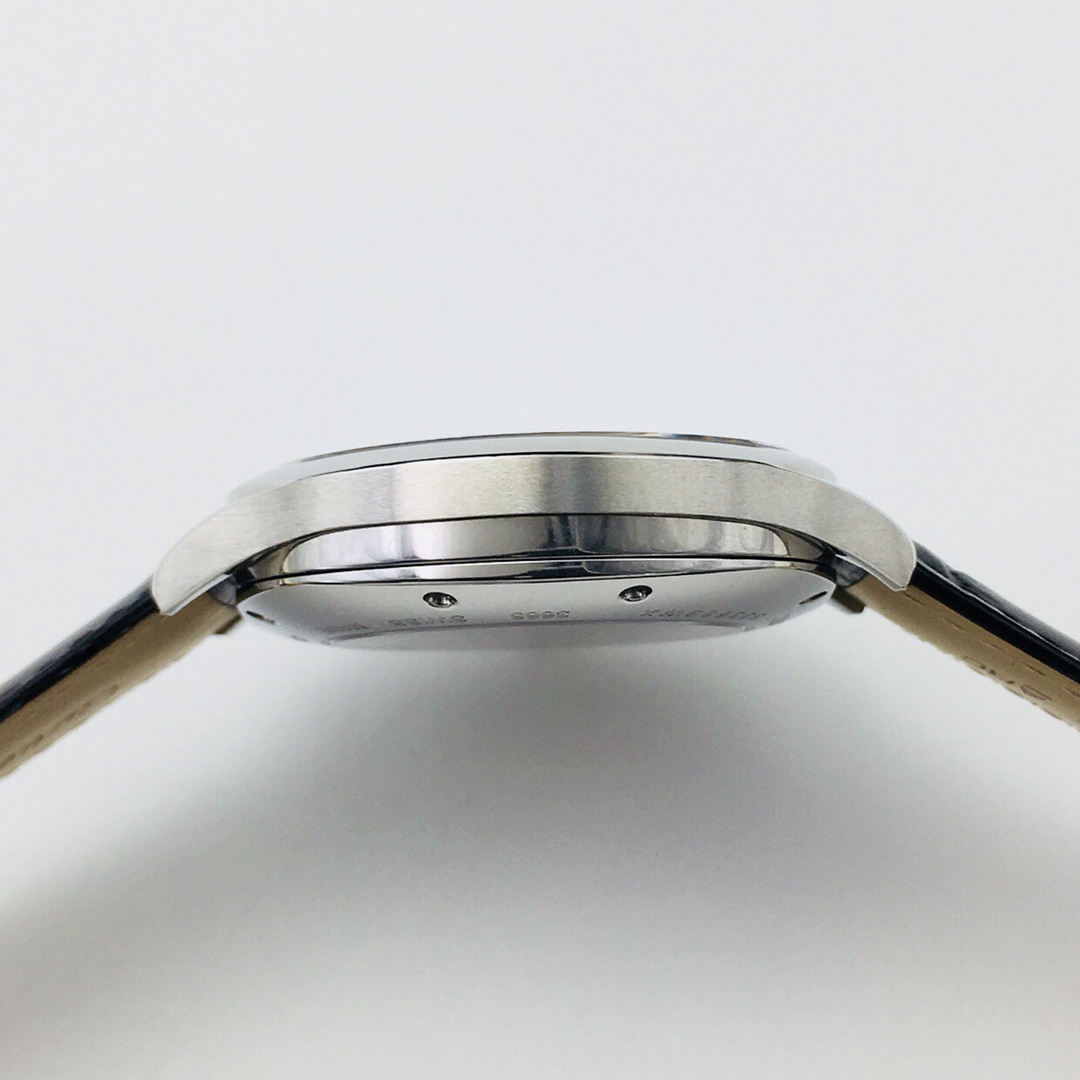 Cartier Classic 40 mm Watch – IW-1832 - Image 6