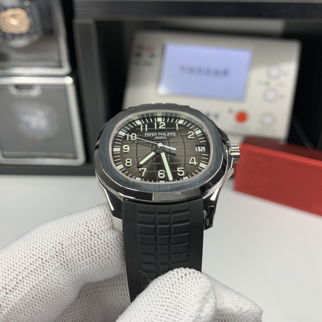 Patek Philippe Explorer 38 mm Watch – IW-2481 - Image 4
