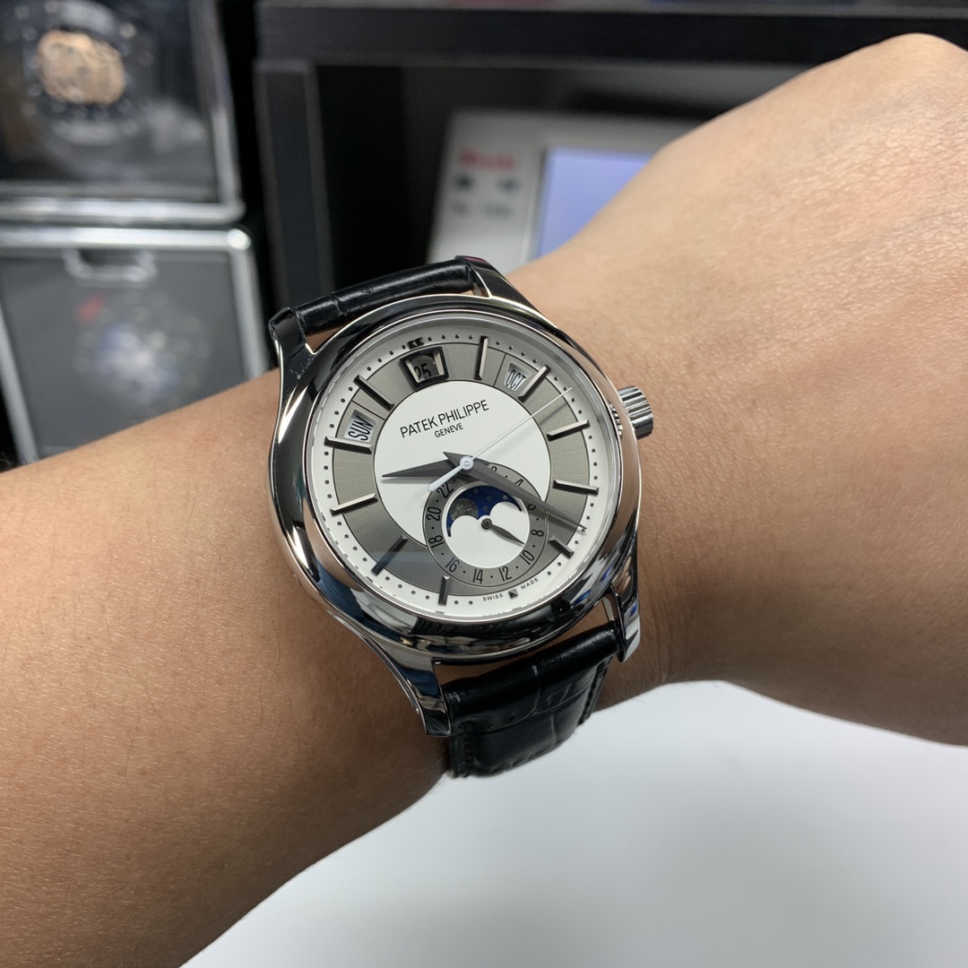 Patek Philippe Classic 40 mm Watch – IW-2523 - Image 9
