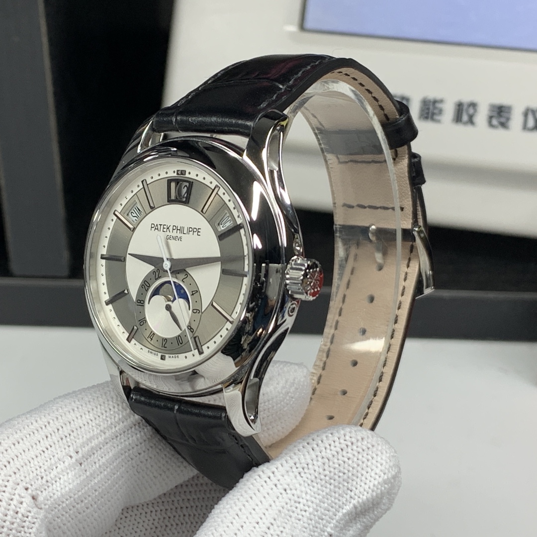 Patek Philippe Classic 40 mm Watch – IW-2523 - Image 3