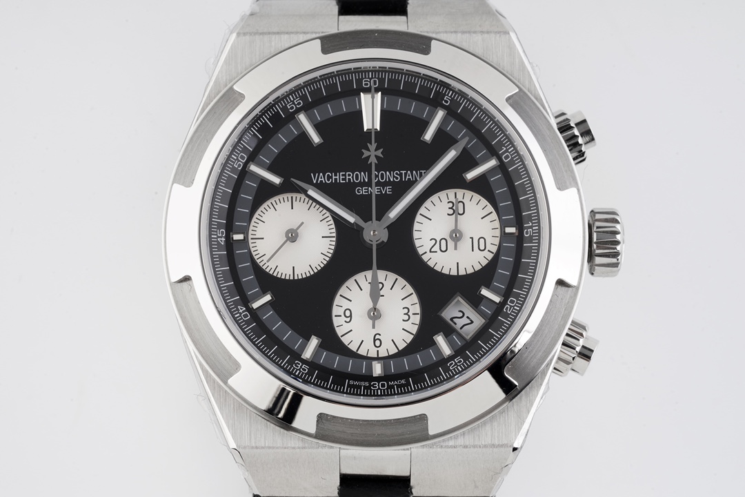 Vacheron Constantin Overseas Luminous Watch – IW-0989 - Image 3