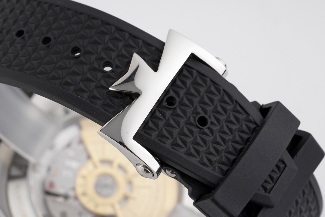 Vacheron Constantin Overseas Luminous Watch – IW-0989 - Image 8