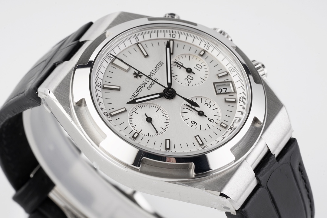 Vacheron Constantin Overseas Luminous Watch – IW-0990 - Image 7