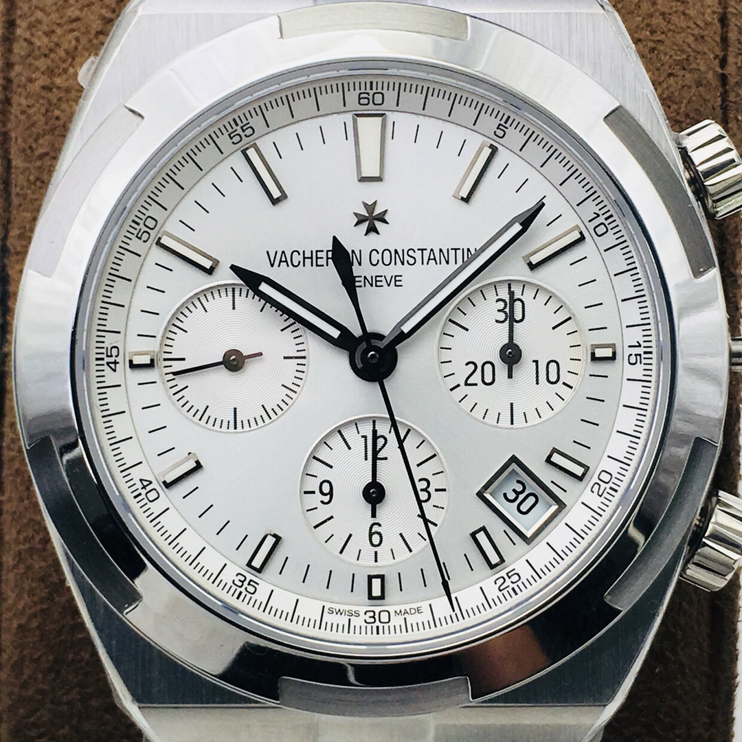Vacheron Constantin Overseas 41 mm Watch – IW-1092 - Image 4