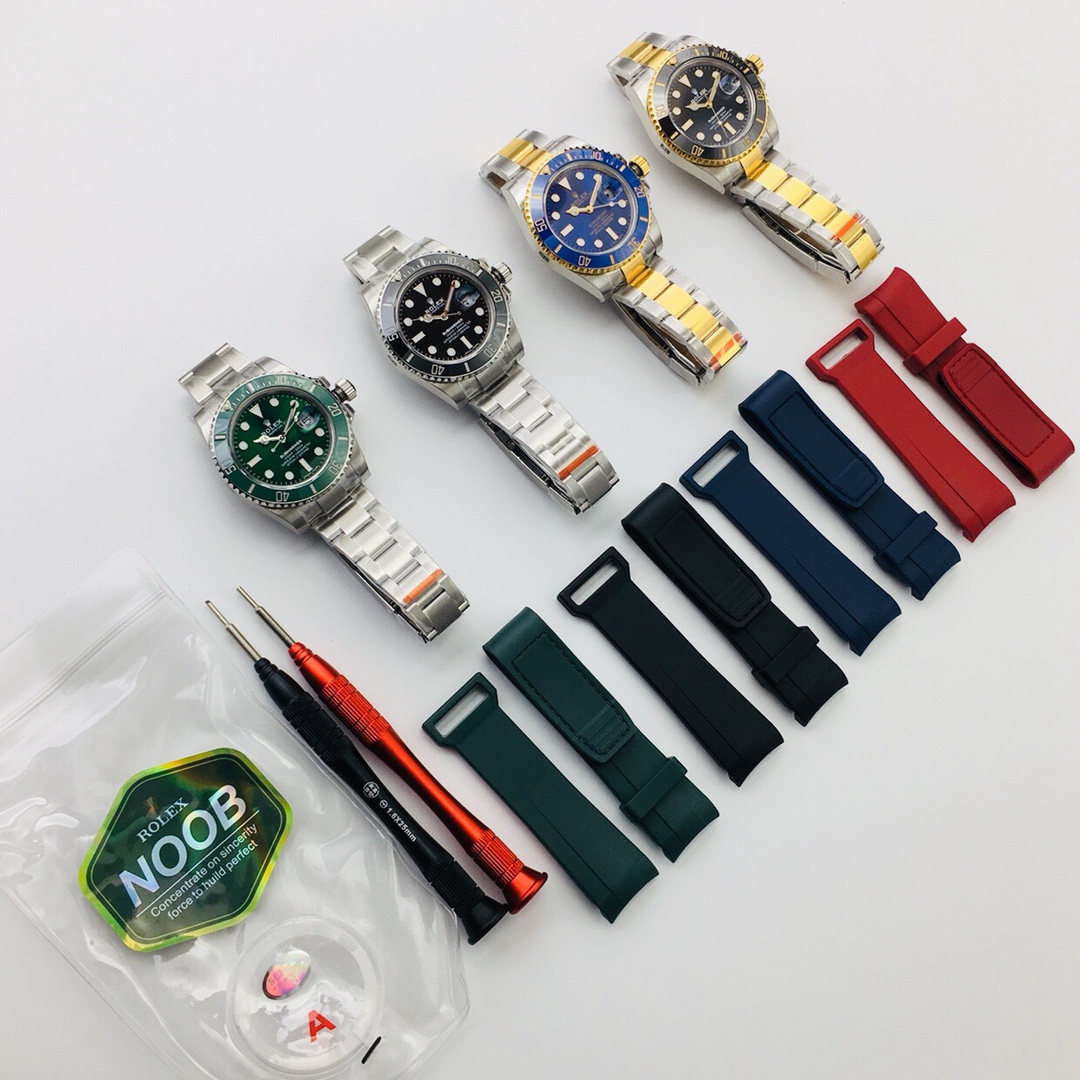 Black Submariner Watch – IW-3091
