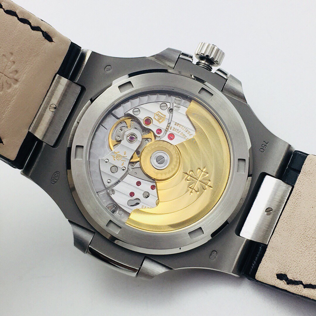 Patek Philippe Nautilus Watch – IW-2622 - Image 7