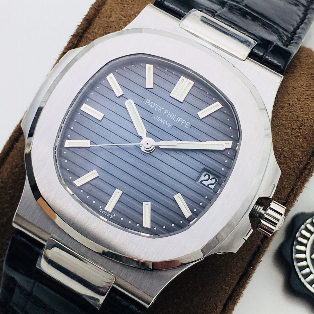 Patek Philippe Nautilus Watch – IW-2623 - Image 3