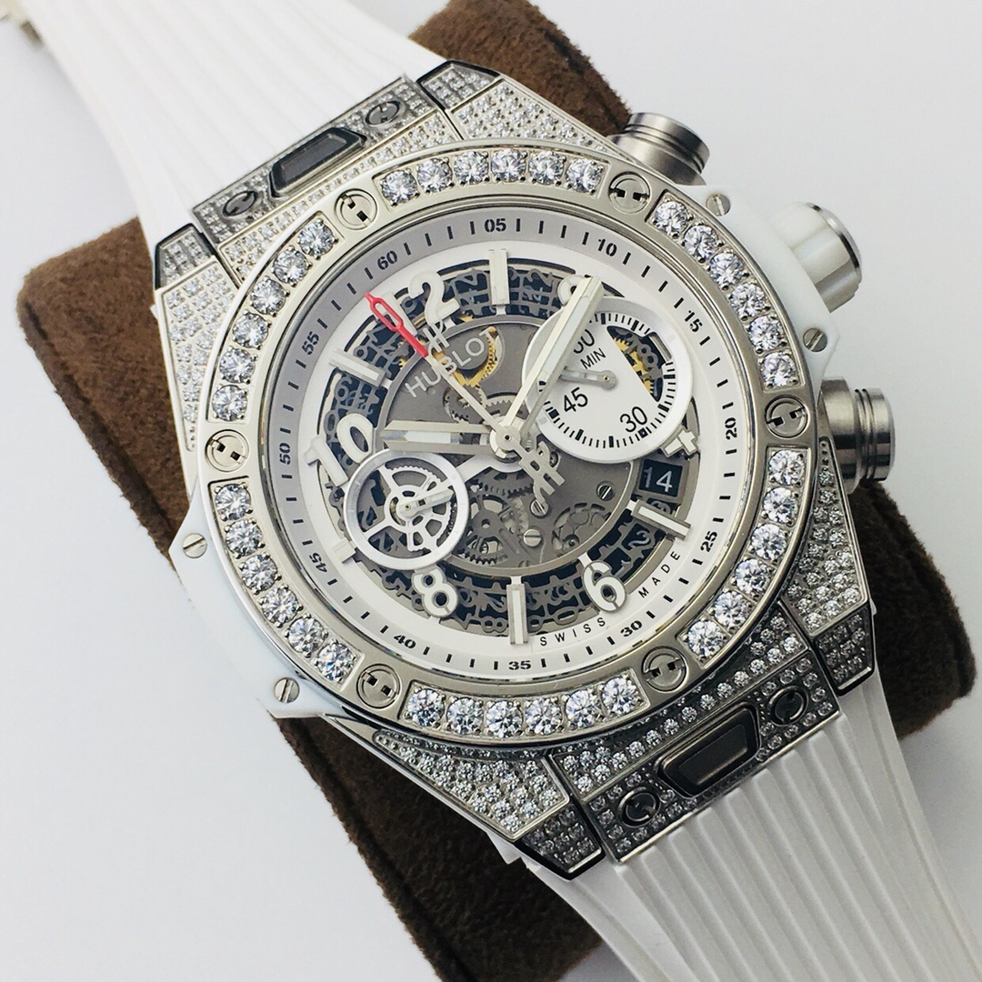 Hublot Classic 45.5 mm Watch – IW-0360 - Image 2