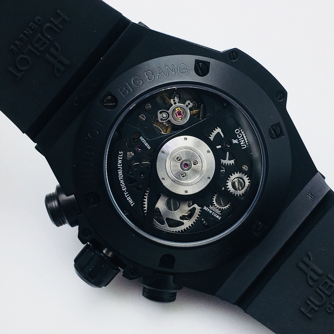 Hublot Classic 45.5 mm Watch – IW-0362 - Image 7