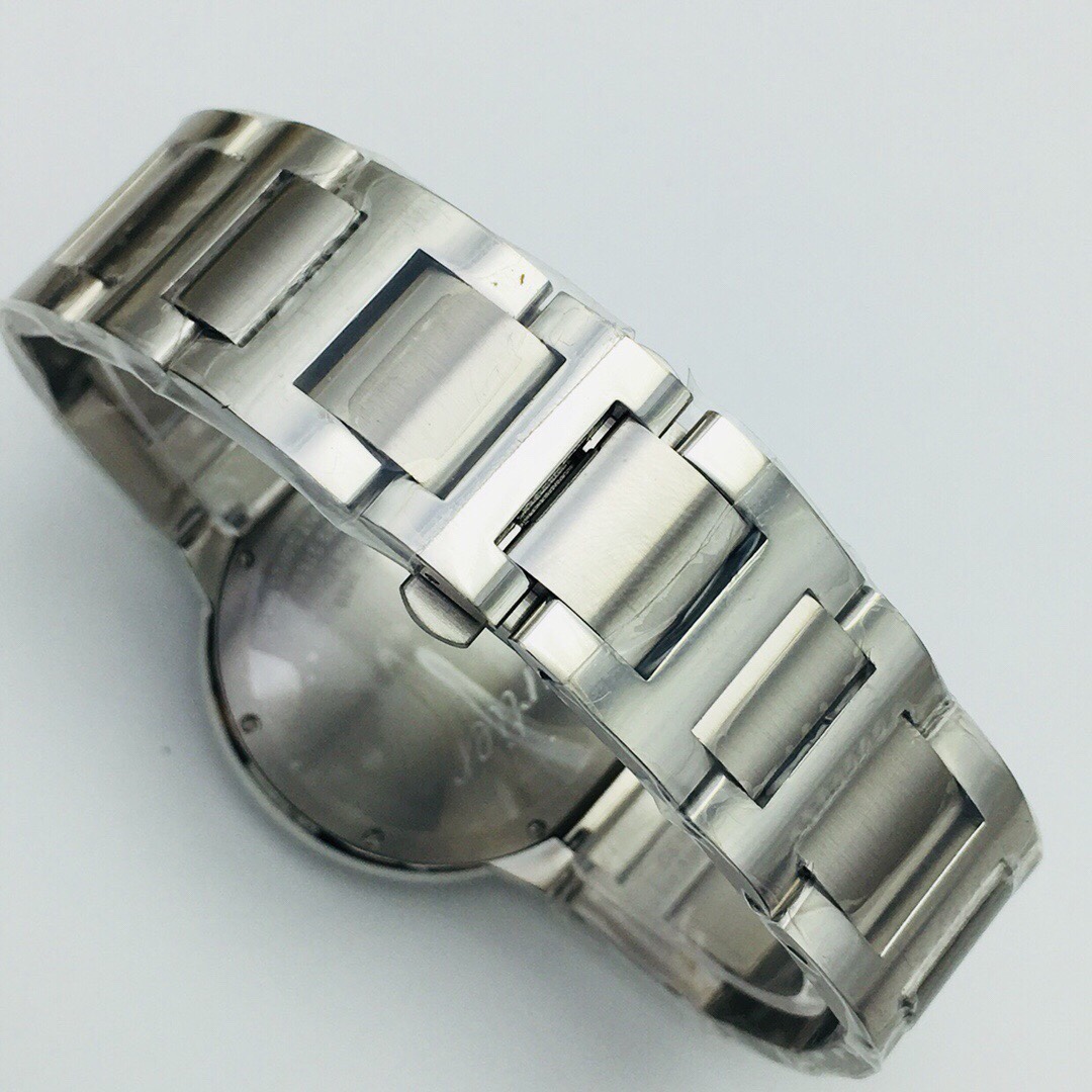 Ballon Bleu Diamond-Set 42 mm Watch – IW-1826 - Image 9