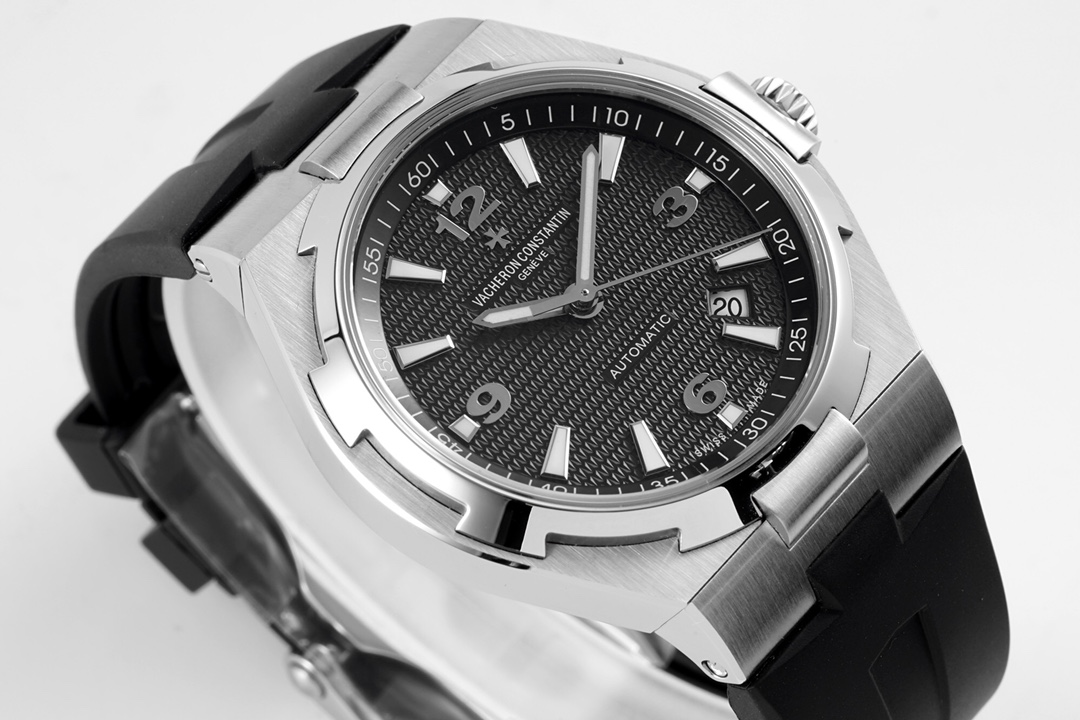 Overseas 42 mm Watch – IW-1147 - Image 6