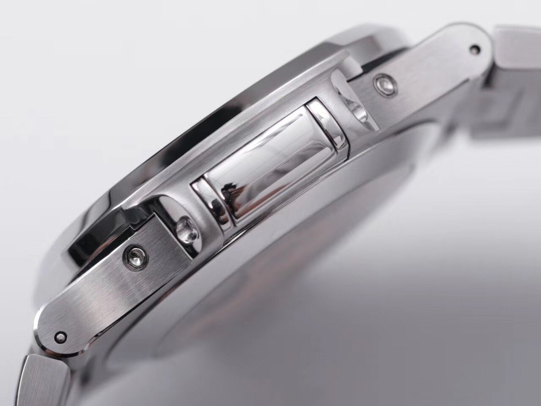 Nautilus Moonphase Watch – IW-2720 - Image 5